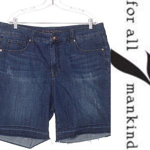 EUC: Melissa McCarthy 7 For All Mankind Shorts